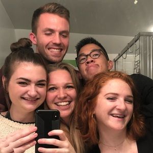 Meet your Posher, Sam